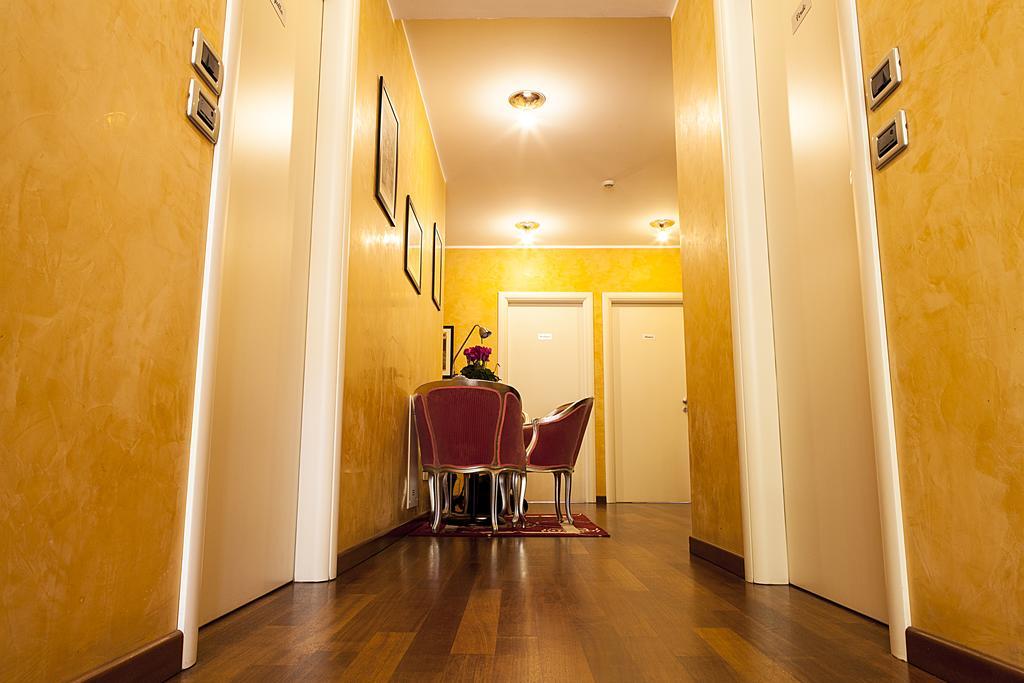 Santa Caterina Hotel Бергамо Екстериор снимка
